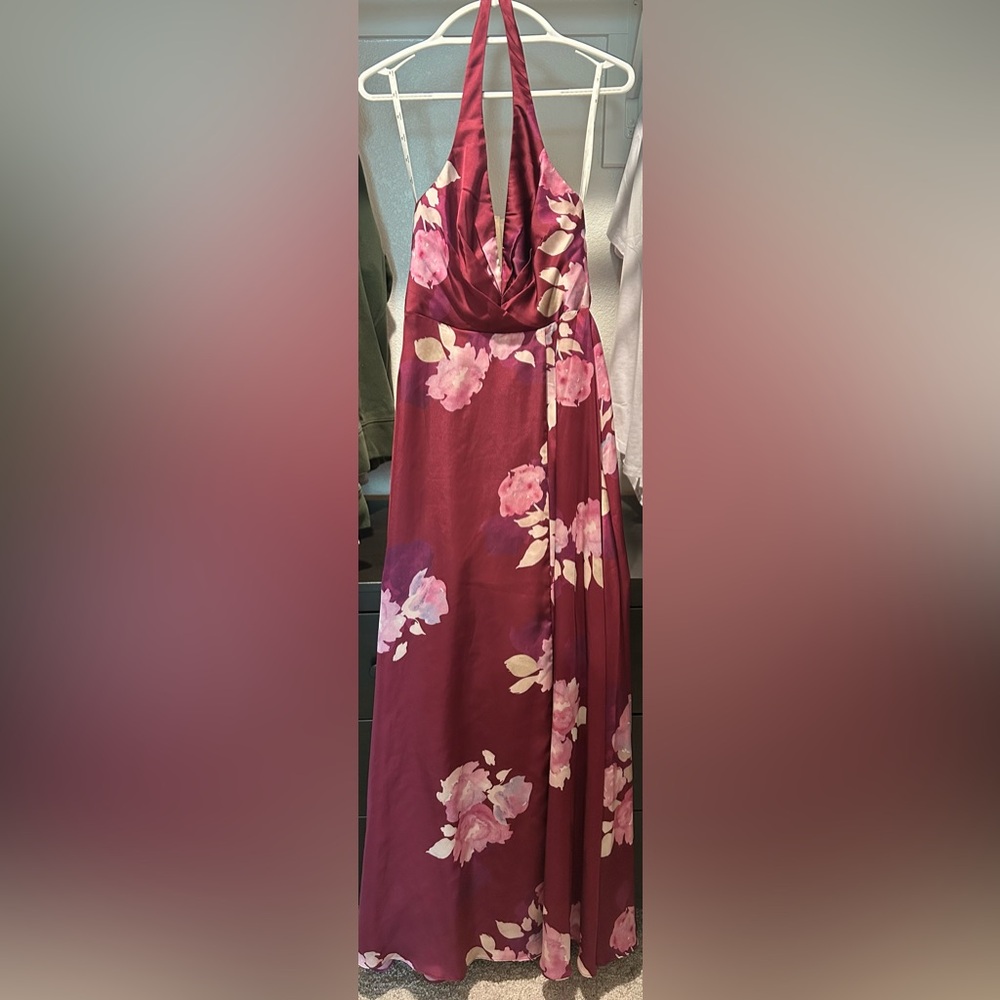 David’s bridal burgundy flower halter top dress w/ slit. Zipper back NWOT size 4
